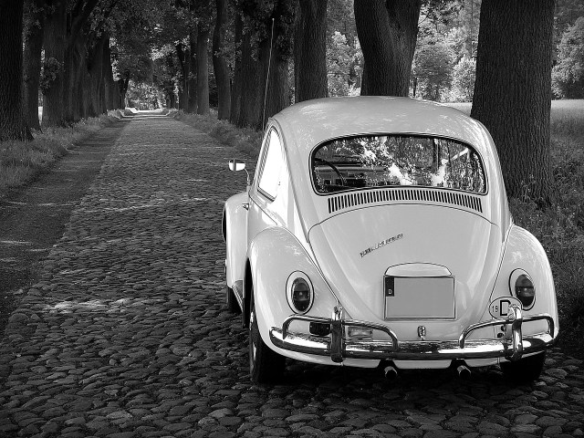 https://pixabay.com/de/vw-k%C3%A4fer-oldtimer-klassiker-1396112/