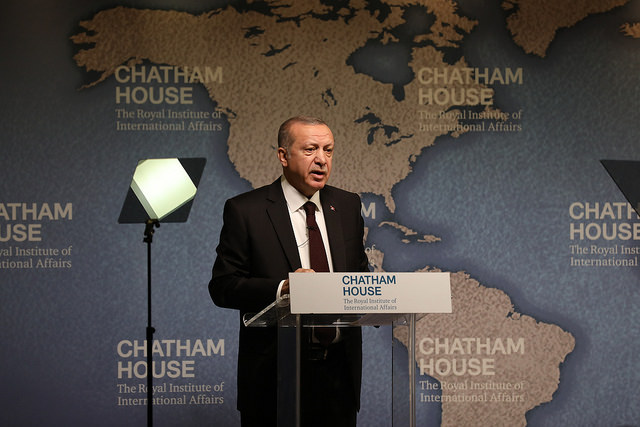 https://www.flickr.com/photos/chathamhouse/42057327022/sizes/z/
