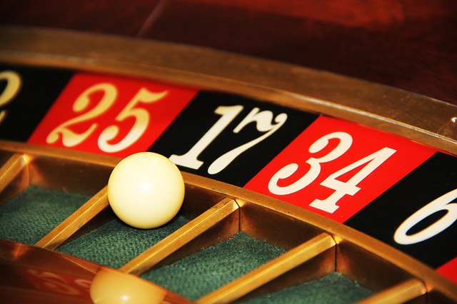 https://pixabay.com/de/gl%C3%BCck-gl%C3%BCckszahl-17-roulette-839037/