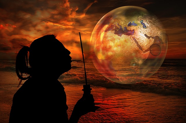 https://pixabay.com/de/seifenblase-globus-frau-europa-2258904/