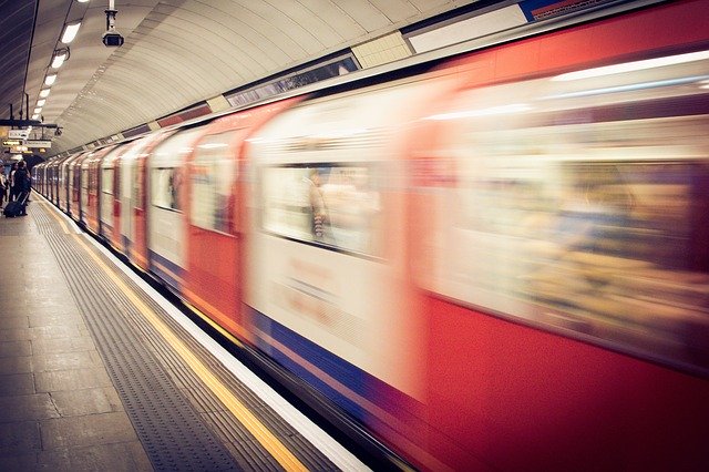 https://pixabay.com/photos/underground-train-station-train-1081975/
