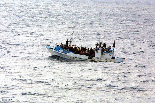 https://pixabay.com/photos/boat-water-refugee-escape-asylum-998966/