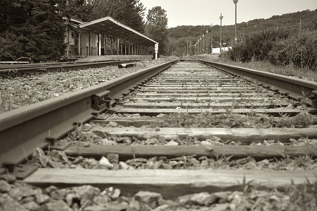 https://pixabay.com/de/photos/alten-bahnhof-station-korail-korea-2808234/