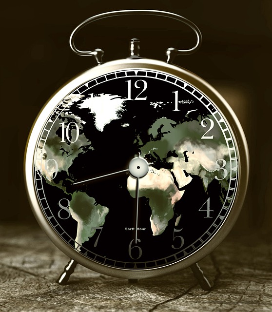 https://pixabay.com/de/photos/earth-hour-erderhitzung-klimakrise-4730500/