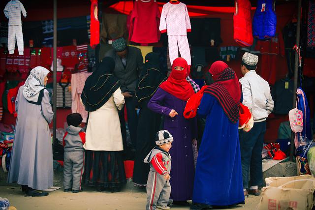 https://pixabay.com/de/photos/xinjiang-markt-uiguren-muslime-6559395/