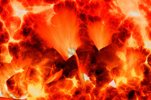 https://pixabay.com/de/illustrations/feuer-flamme-hitze-hei%c3%9f-holzscheit-4394128/